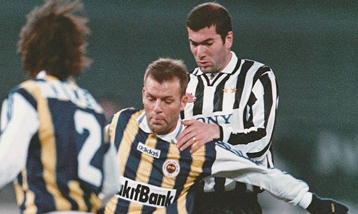 Hazard thất bại, Zidane nói: "Hồi ở Juve tôi còn chơi tệ hơn"