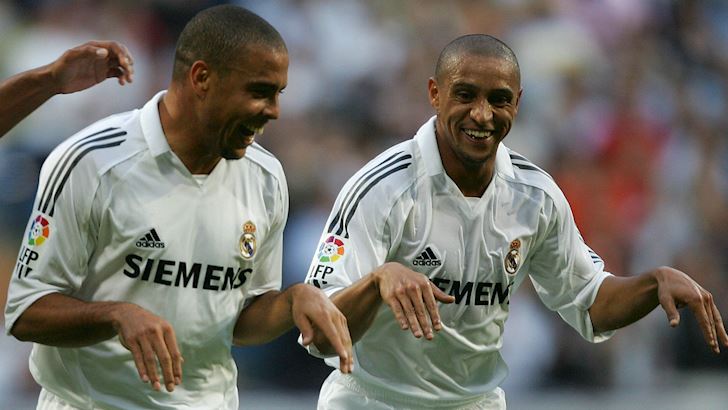 Roberto-Carlos-ngu-voi-Ronaldo-nhieu-hon-vo-minh-anh-1