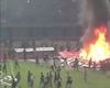 Video clip: CĐV Indonesia đốt sân vận động sau trận thua thảm của đội nhà