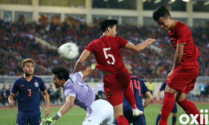 HIGHLIGHT: Việt Nam vs Thái Lan 0-0, thầy Park vẫn còn son giữ vững ngôi đầu