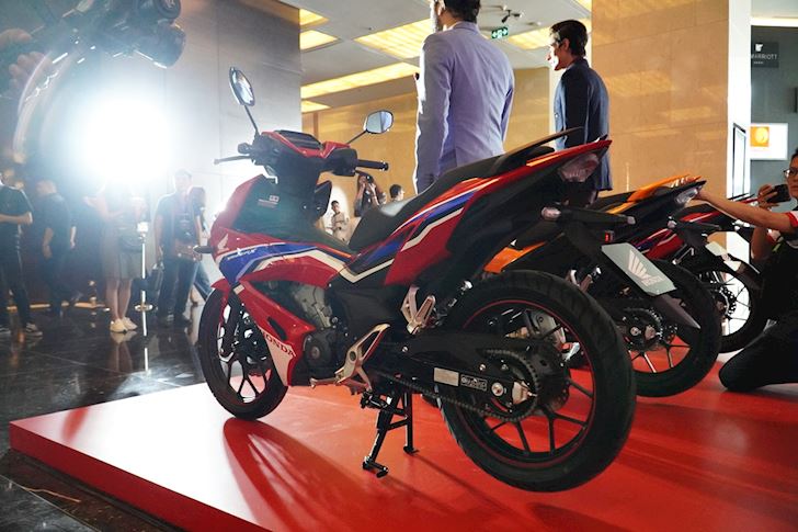 Honda Winner X 2020 ra mắt phiên bản đường đua, tăng giá bán