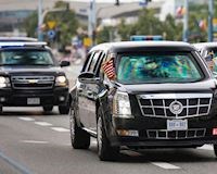 Tổng thống Mỹ mang xe quái thú đời cũ sang Việt Nam