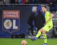 Man Utd phá két mua "lá phổi" của Barca