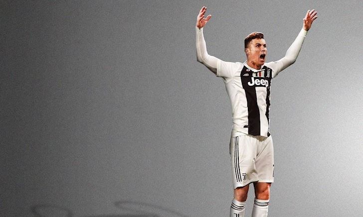 Ronaldo vượt Messi, thống trị thế giới thể thao