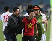 CĐV quá khích phá hỏng màn ăn mừng của U23 Việt Nam