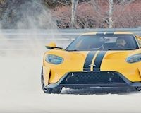 Xem tay lái 14 tuổi Drift điêu luyện siêu xe Ford GT trên tuyết