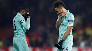 HIGHLIGHT: Arsenal thắng Watford nhờ vào bàn may mắn của Aubameyang