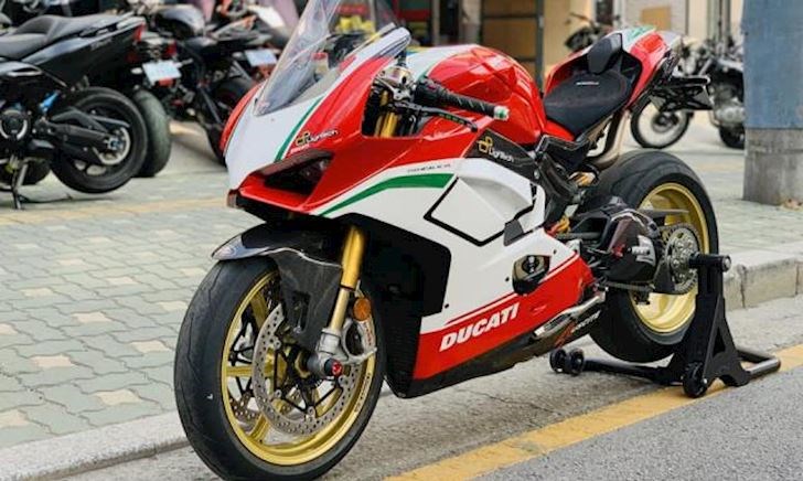 Ducati Panigale V4 S độ đồ chơi khủng