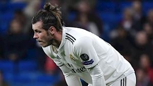 Vật vờ như 'ngáo đá', Bale bị CĐV chửi bới, Zidane không đếm xỉa