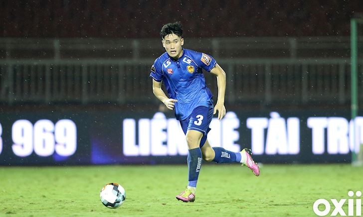 Trụ cột U23 Việt Nam nguy cơ mất suất ở V.League