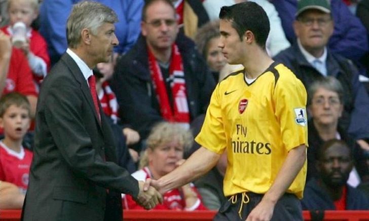 7 năm sau khi đến M.U, Van Persie nói lời xin lỗi muộn màng với Arsenal