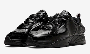 Thần thái nằm ở việc chọn giày: 4 đôi sneaker đen làm nên đẳng cấp quý ông