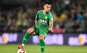 CHÍNH THỨC: Cầu thủ nhập tịch đi vào lịch sử bóng đá Trung Quốc