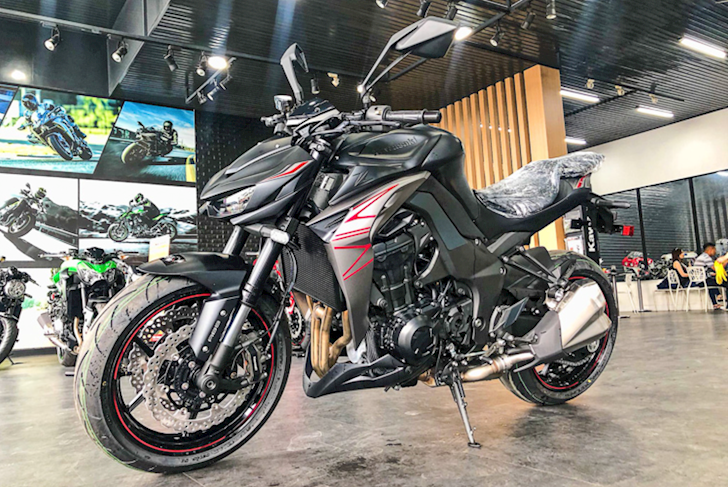 Kawasaki Z900: Ông vua trong giới naked bike giá dưới 300 