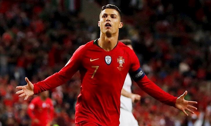 Ronaldo giúp Bồ Đào Nha làm điều chưa từng có trong lịch sử