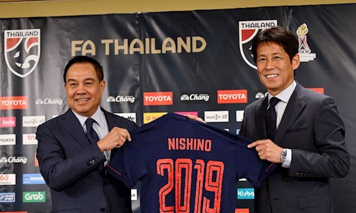Từng thắng thầy Park, HLV Akira Nishino sẽ lấy lại quyền lực cho tuyển Thái Lan