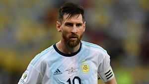Messi có thể ngồi dự bị trận Brazil vs Argentina