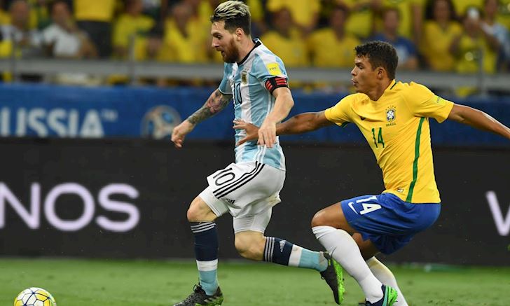 Lịch thi đấu bóng đá hôm nay 2/7: Kinh điển Brazil vs Argentina