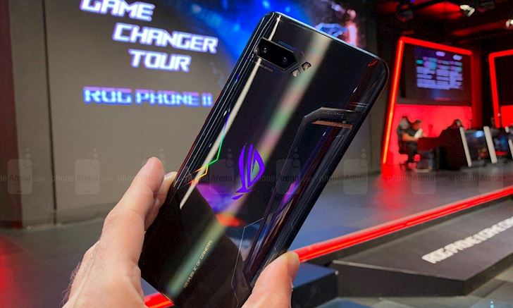 Asus ROG Phone 2: Màn hình xịn sò, pin ‘siêu to khổng lồ’, chúa tể trong giới smartphone game thủ