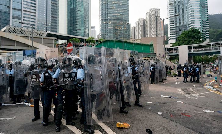 Hồng Kong bạo loạn, Man City có động thái bất ngờ