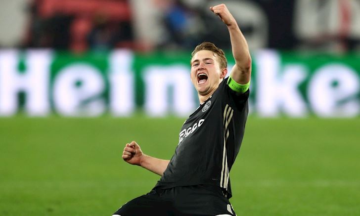 Juventus chốt giá rẻ bất ngờ vụ De Ligt, Ajax khóc thét