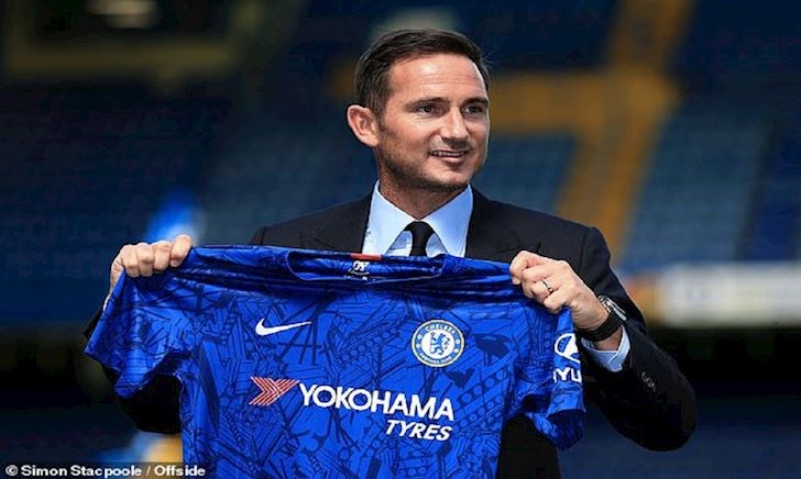Lampard vừa đến Chelsea, sao trẻ kiêu  răm rắp ký hợp đồng