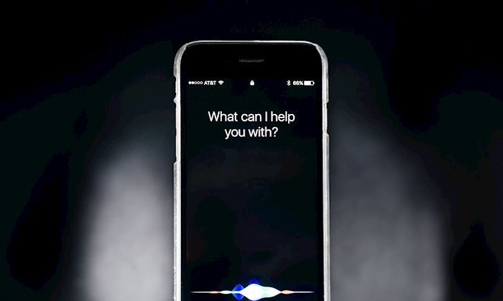 Bằng chứng cho thấy những gì anh em nói với Siri của Apple đều được người khác nghe hết