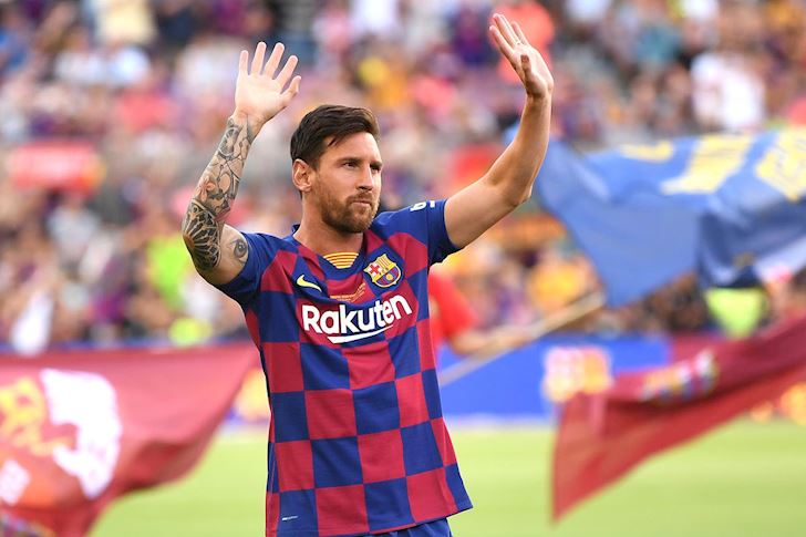Sốc: Messi chấn thương ngay trong buổi tập đầu tiên tại Barca