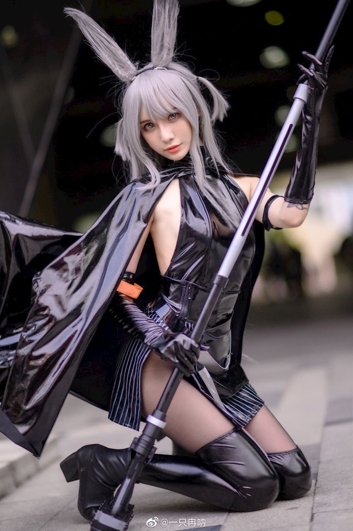 Ngây Ngất Trước Vẻ đẹp Của Savage Trong Bộ ảnh Cosplay Arknights 