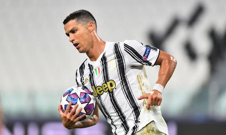 HOT NEWS 10/8: Ronaldo tháo chạy sang PSG; 2 cầu thủ Atletico nhiễm Covid-19