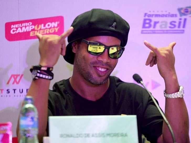 Rapper-Ronaldinho-tung-ra-8-sieu-pham-trong-nam-2021-2