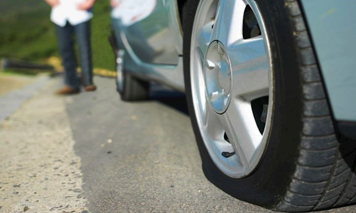 Mức phạt 77 triệu đồng cho lỗi để lốp xe non hơi