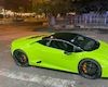 Đại gia mua siêu xe Lamborghini giá chục tỷ tặng tài xế riêng