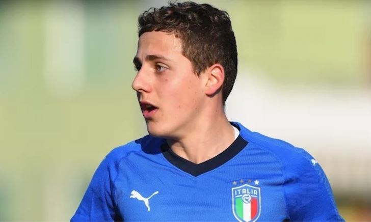 Tương lai của tuyển Ý bỏ đá banh để nhập học Harvard