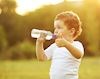 Đây, 4 thời điểm uống nước giúp bé khỏe mạnh và thông minh hơn