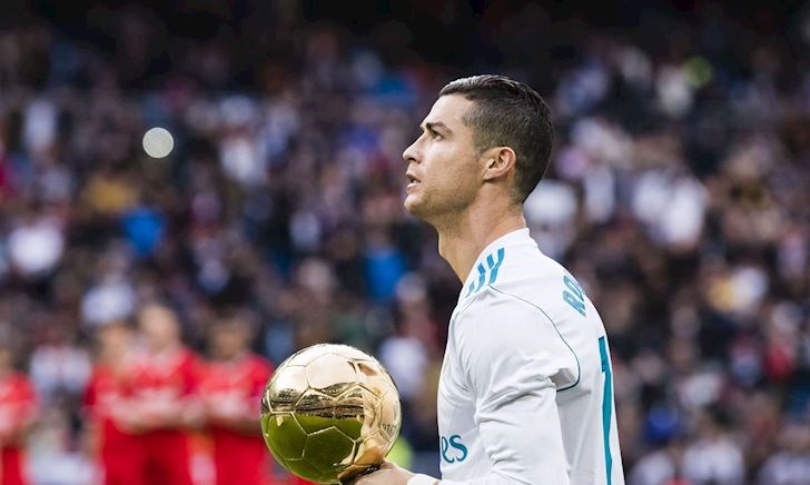 Ronaldo bị đánh thuế gấp 100 lần nếu trở lại Real Madrid