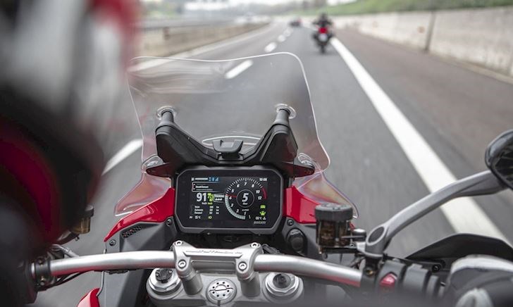 Radar trên Ducati Multistrada V4S có nhiều tính năng hơn anh em tưởng