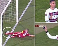 Đến lượt đôi giày phá bàn thắng của Ronaldo được đem đi đấu giá