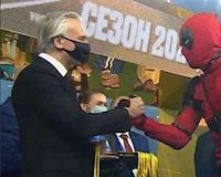 Deadpool gây sốt vô địch giải Nga, tấu hài cực mạnh