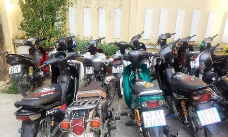 Mừng lễ bằng cách tổ chức đua xe trên đèo Hải Vân, hơn 40 xe máy bị tóm gọn
