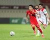 Dồn lịch đấu tuyển Việt Nam, cầu thủ Trung Quốc sợ ngất xỉu trên sân
