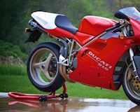 Mẫu Ducati 916 cổ đã được trang bị công nghệ trước thời đại