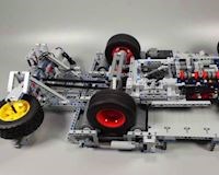 Động cơ đồ chơi bằng Lego mà hoạt động như thật, còn có 5 cấp số