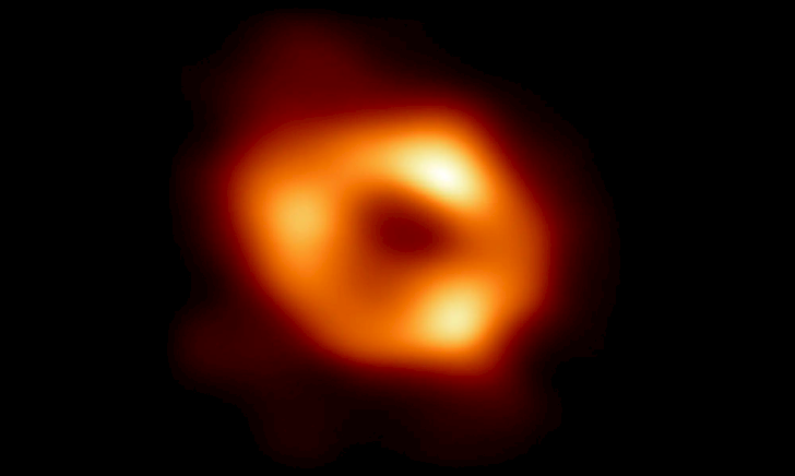 Bức ảnh đầu tiên chụp được hố đen siêu lớn nằm ở trung tâm Milky Way