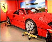 Cần hơn 358.000 viên gạch Lego để chế tạo siêu xe Ferrari F40 như thật