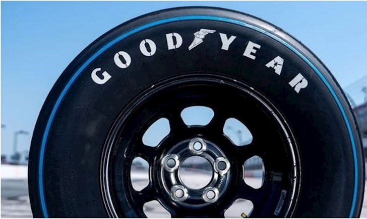 Hài hước, triệu hồi lốp xe được sản xuất từ 19 năm trước