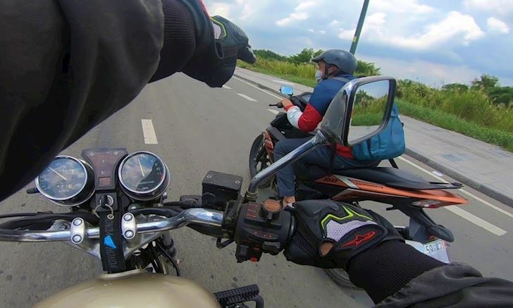 Tại sao mô tô của CSGT được biker gọi là xe Bồ Câu  Oxii là mạng xã hội  cung cấp nội dung bình thường cho nam giới tạo thành cộng đồng