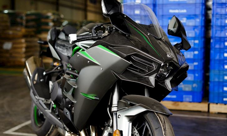 Kawasaki Ninja H2 Carbon 2021 Phiên Bản Giới Hạn Về Việt Nam, Giá Hơn 1 Tỷ  Đồng - Oxii Là Mạng Xã Hội Cung Cấp Nội Dung Bình Thường Cho Nam Giới,