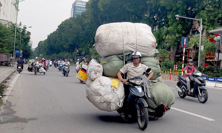 Ngoài Ninja Lead Thứ Tôi Sợ Nhất Là Xe Máy Chở Hàng Cồng Kềnh - Oxii Là  Mạng Xã Hội Cung Cấp Nội Dung Bình Thường Cho Nam Giới, Tạo Thành Cộng